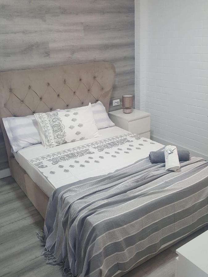 Beachfront Apartment - La Mata تورّيفيِخا المظهر الخارجي الصورة