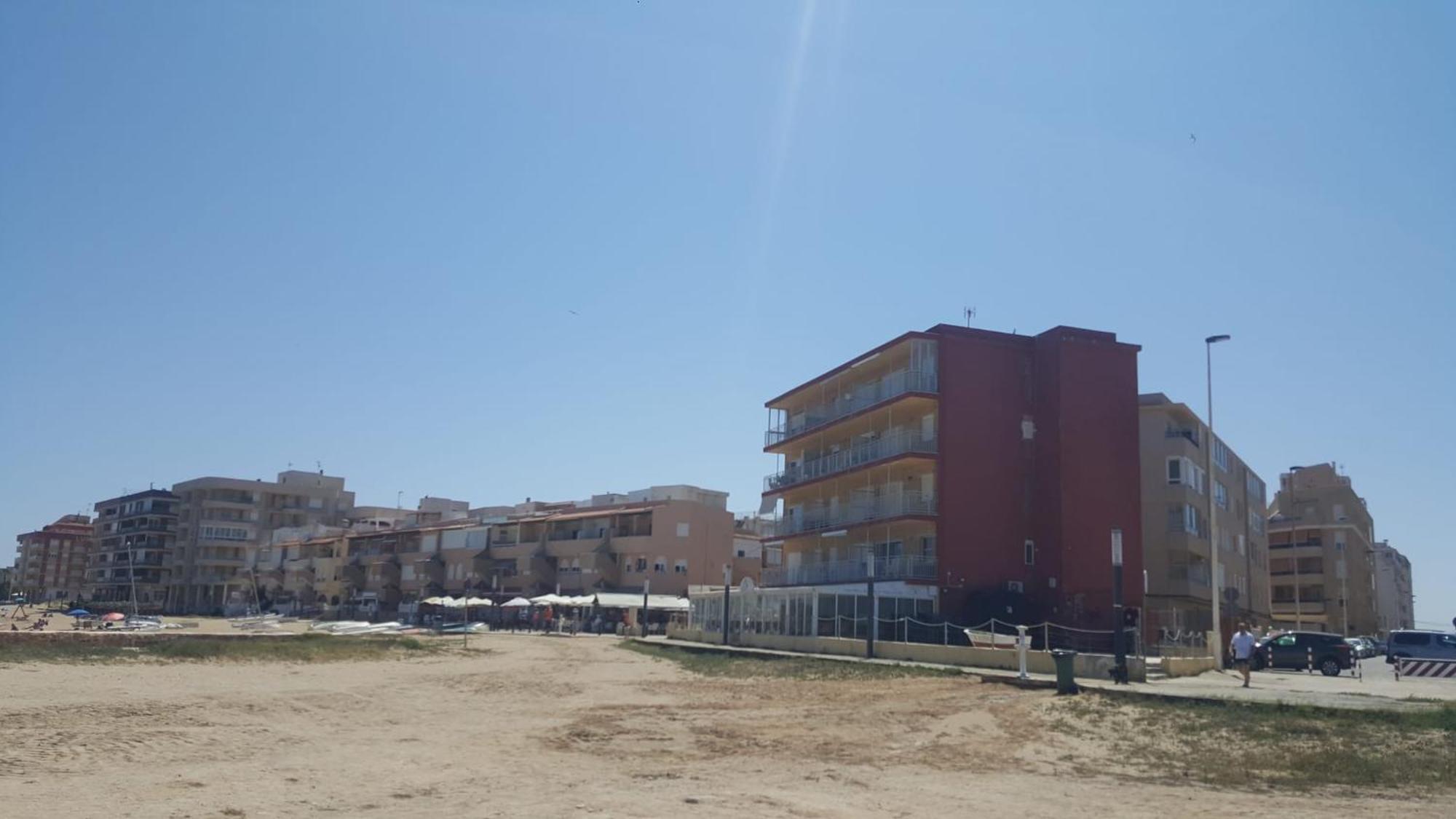 Beachfront Apartment - La Mata تورّيفيِخا المظهر الخارجي الصورة