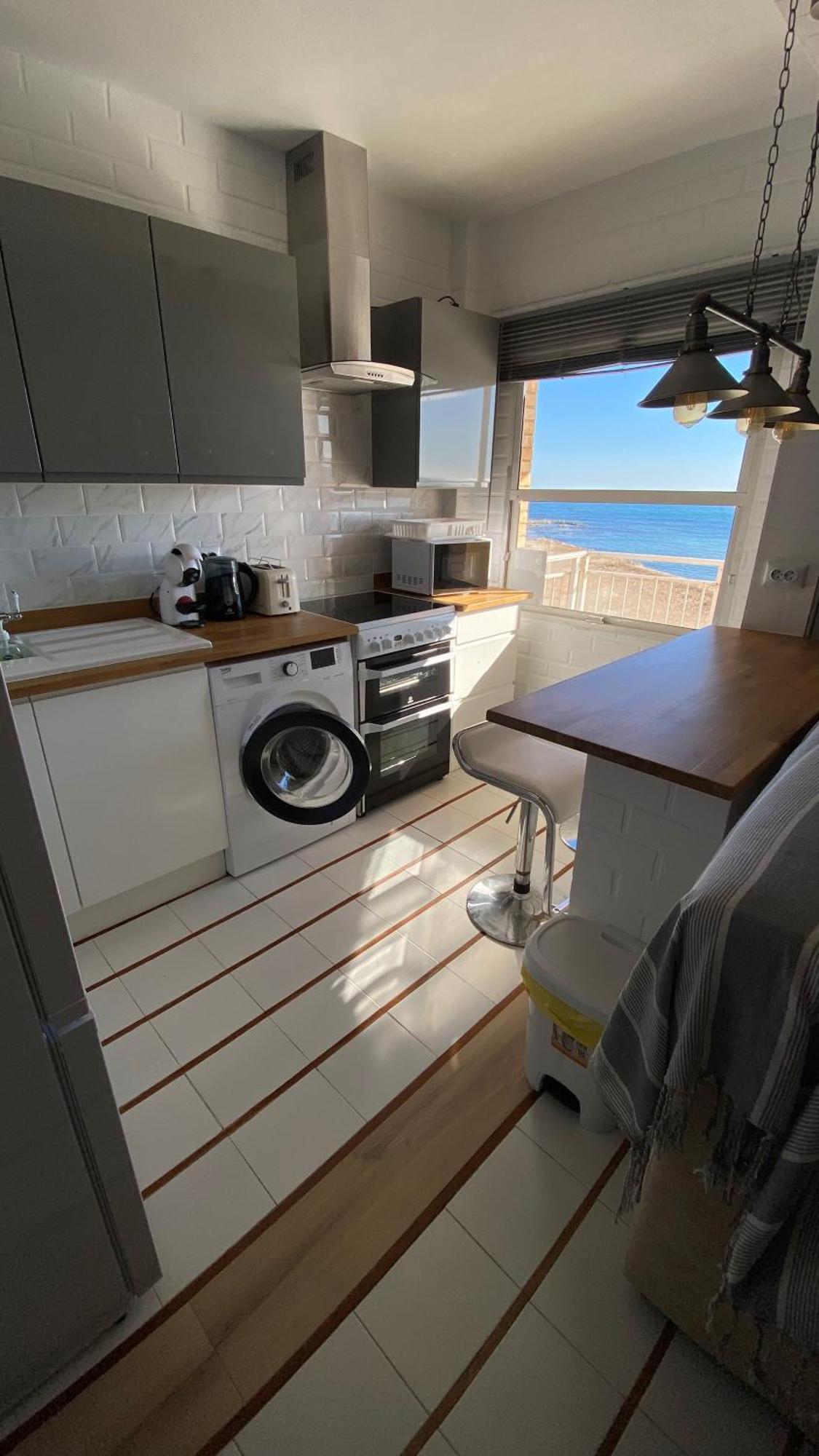 Beachfront Apartment - La Mata تورّيفيِخا المظهر الخارجي الصورة
