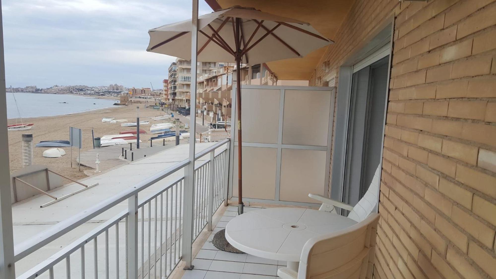 Beachfront Apartment - La Mata تورّيفيِخا المظهر الخارجي الصورة